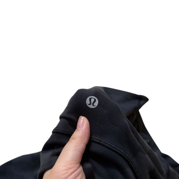 Lululemon Define Jacket Camo Size 10 - Picture 3 of 4